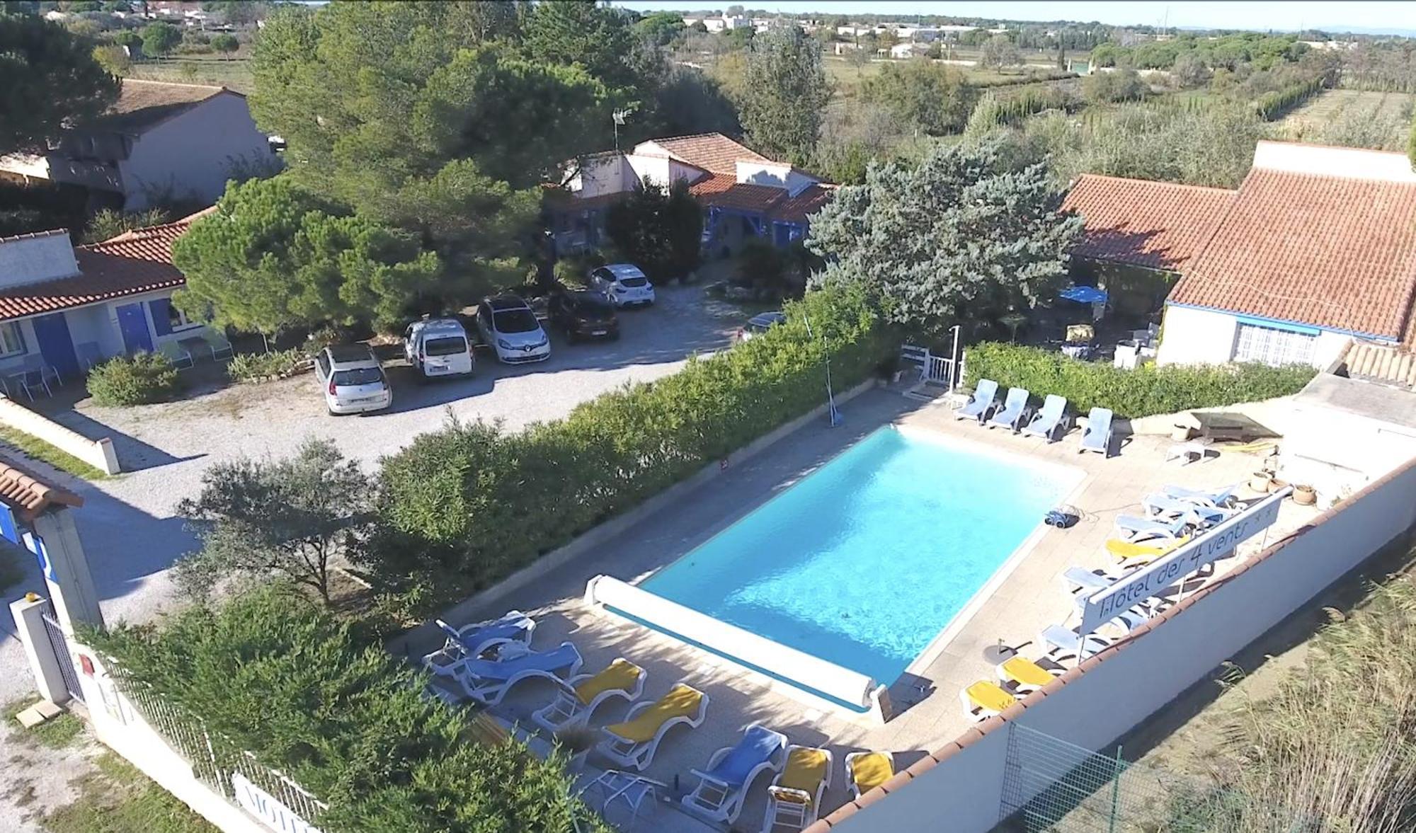 Hotel Des 4 Vents "Esprit Camargue" Эг-Морт Экстерьер фото